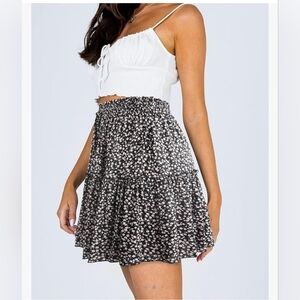 NWT Alelly women's summer high waist ruffle floral print mini skirt M me…